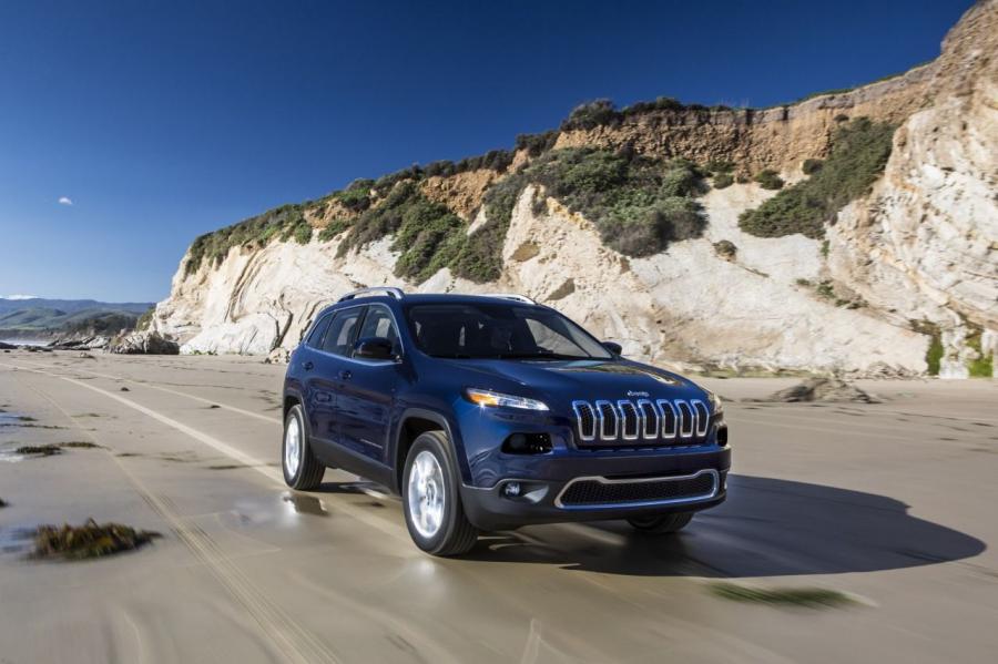 Jeep Cherokee Limited 2014 года  (фото 13 из 29)